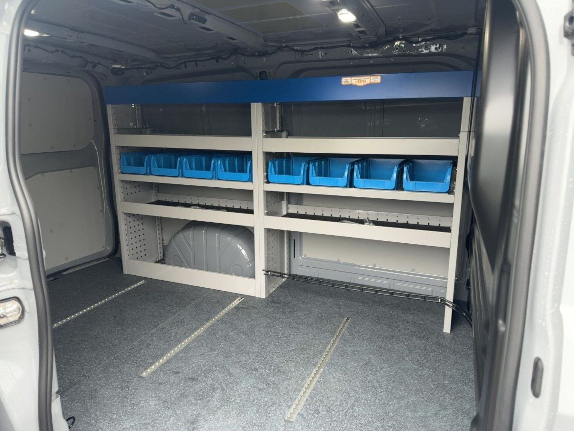 Volkswagen Transporter Kasten kurzer Radstand