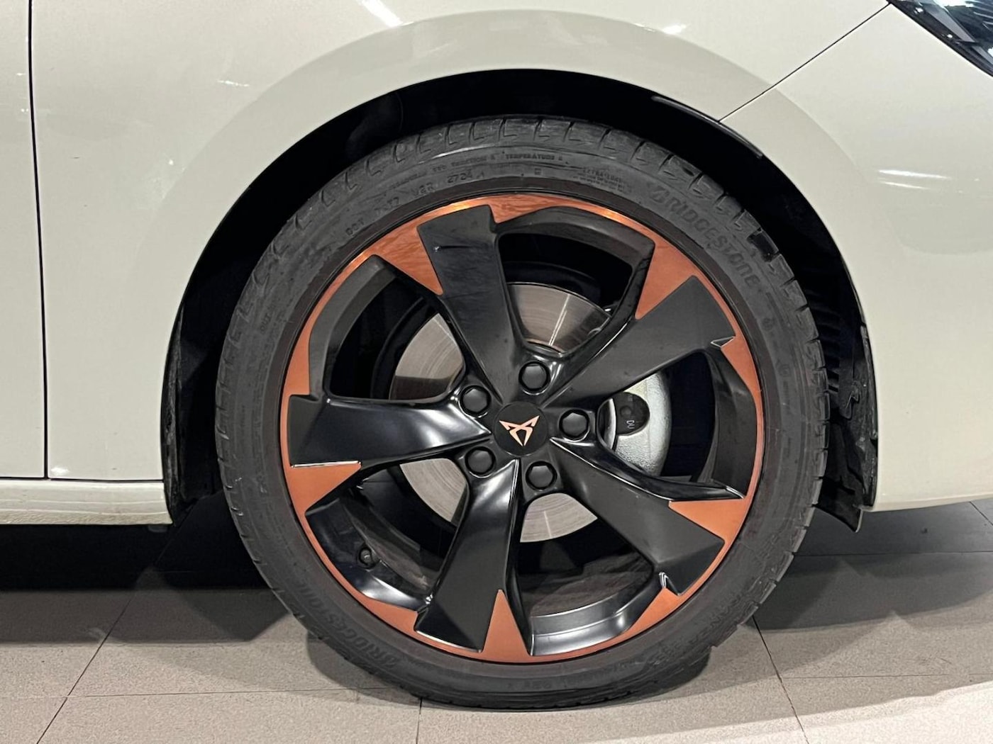CUPRA Leon León 1.5 eTSI DSG 110 kW (150 CV) — photo 8