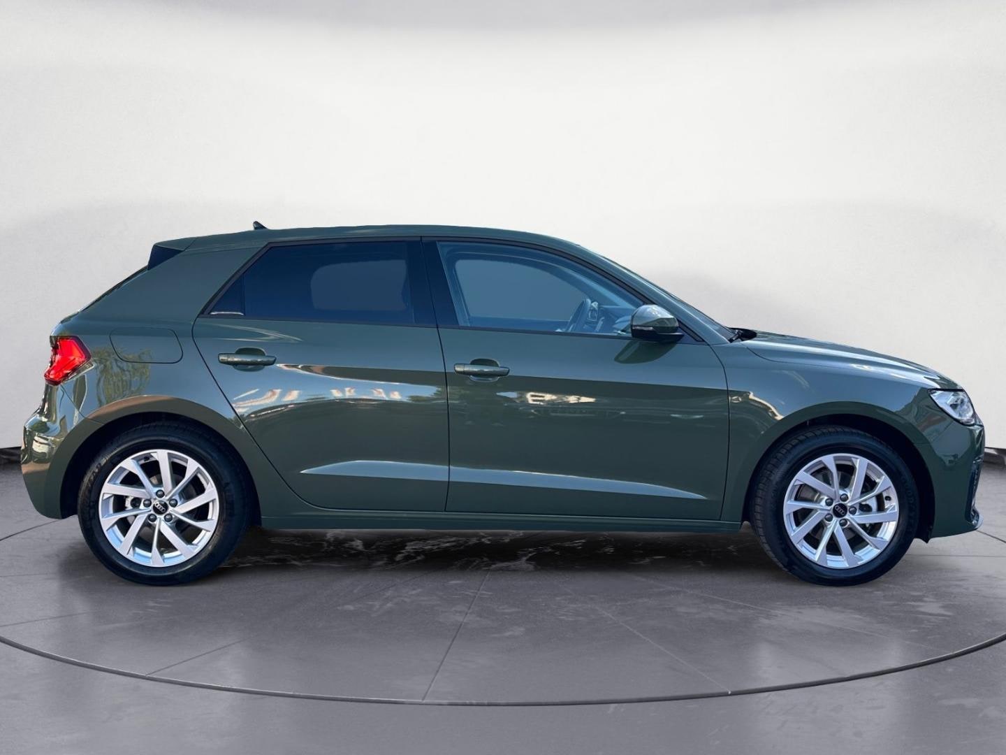 Bild über Audi A1 Sportback advanced 30 TFSI Schaltgetriebe - für weitere Informationen kontaktieren Sie den Audi Partner
