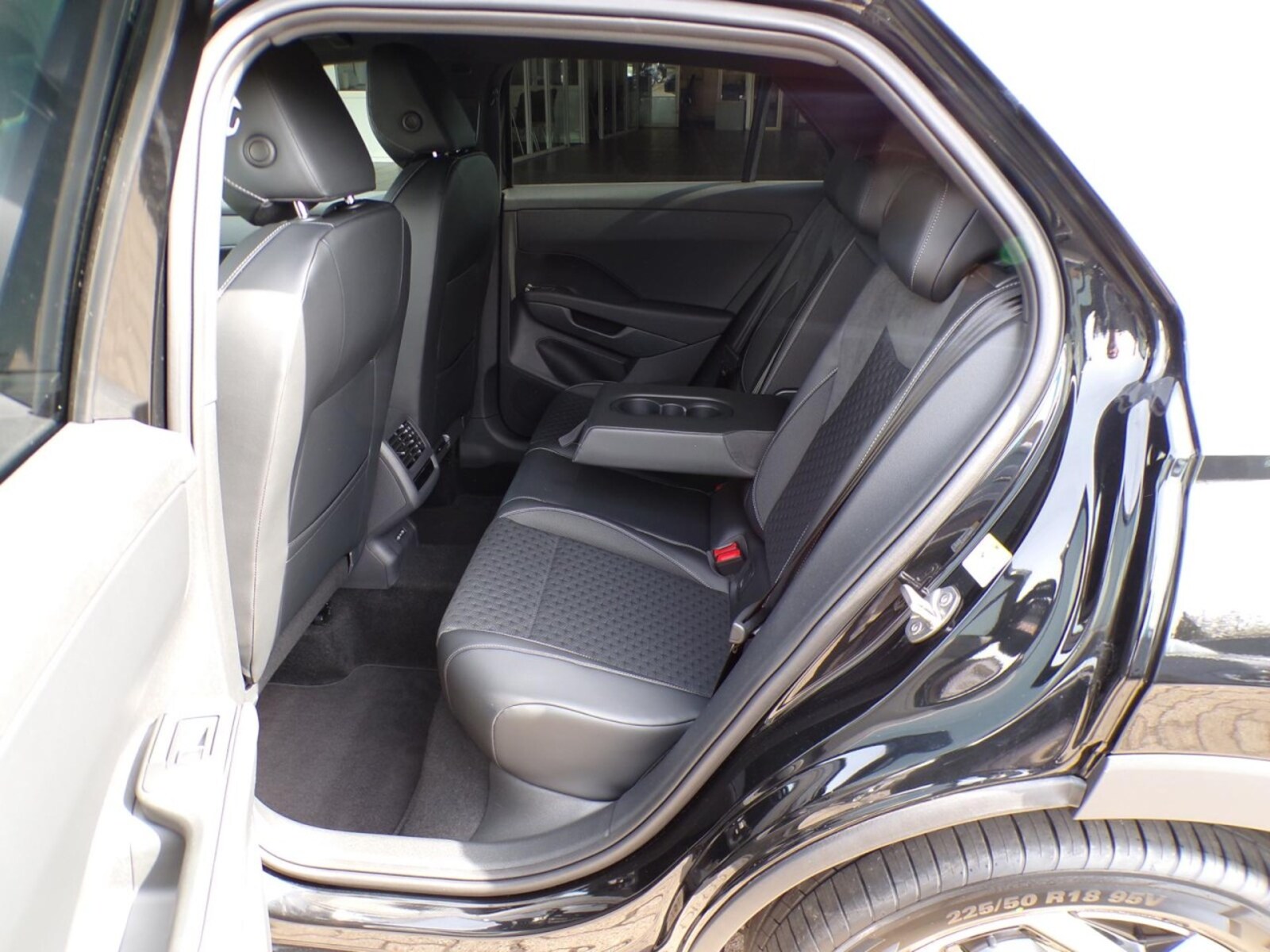 Volkswagen T-Roc – Bild 8