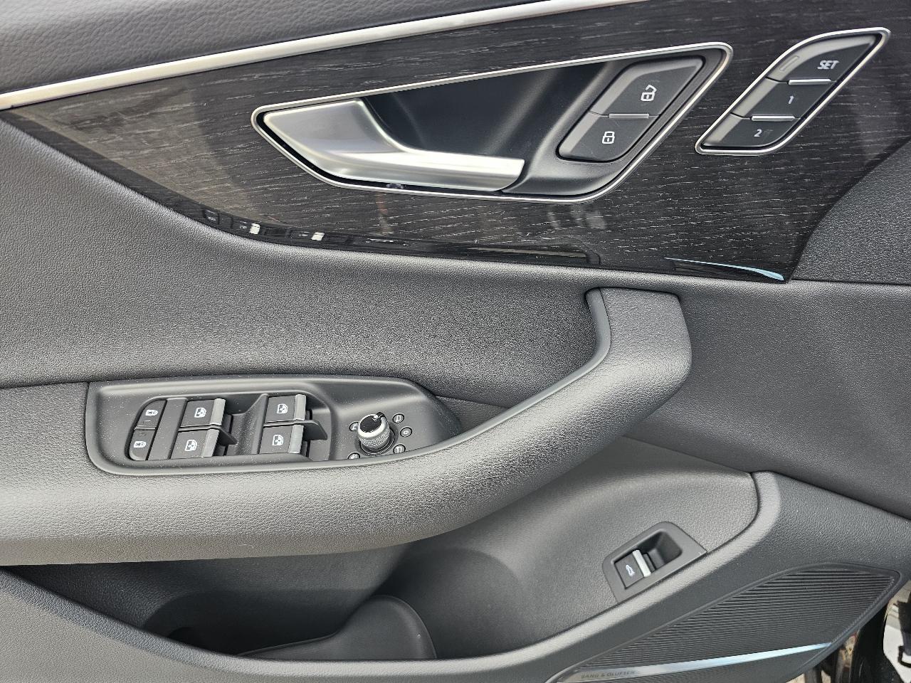 2026 Audi Q7 Premium - Photo 10