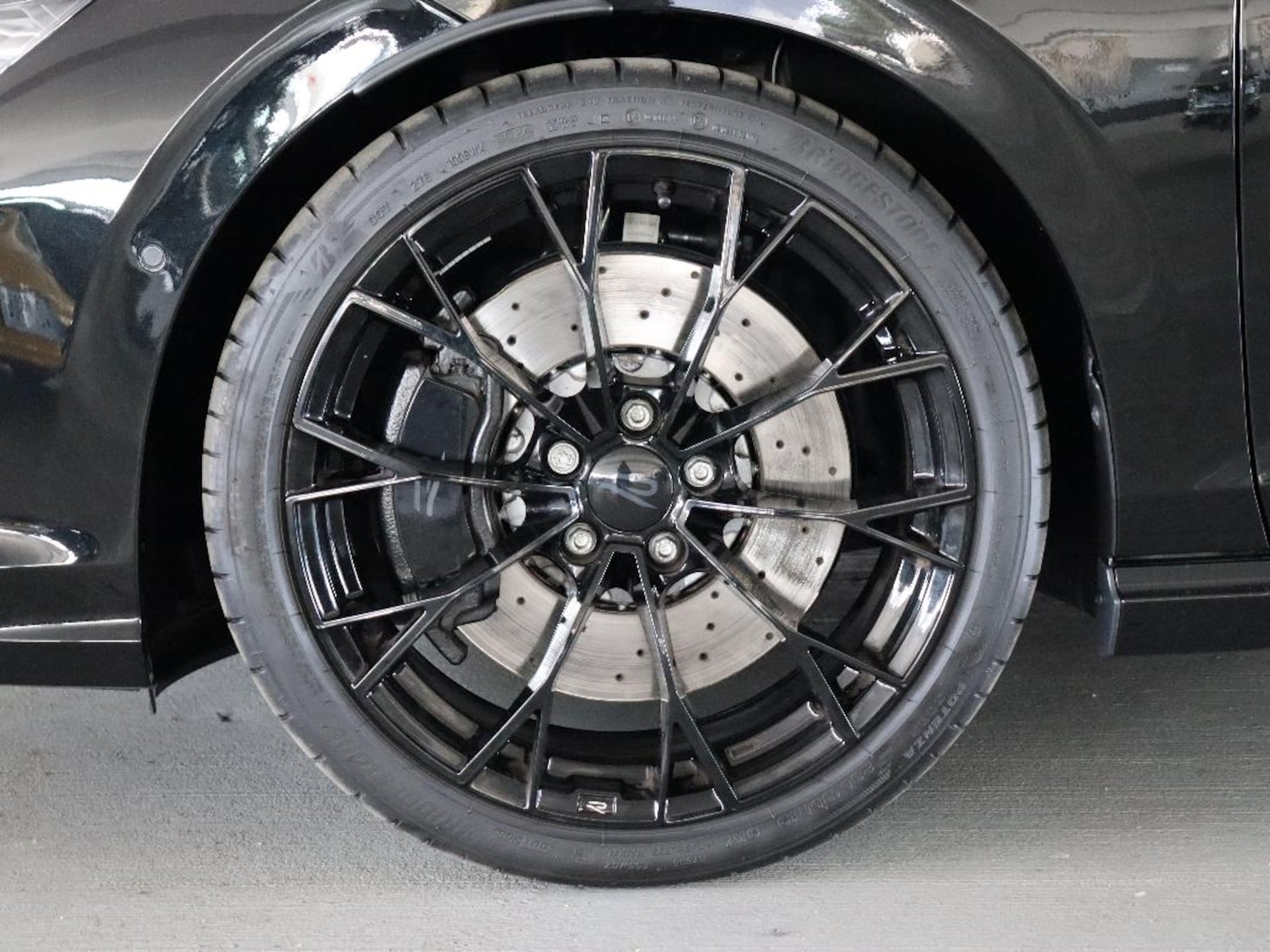 Volkswagen Golf R Black Edition