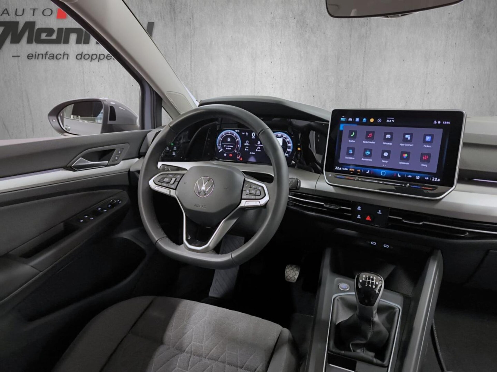 Volkswagen Golf Life