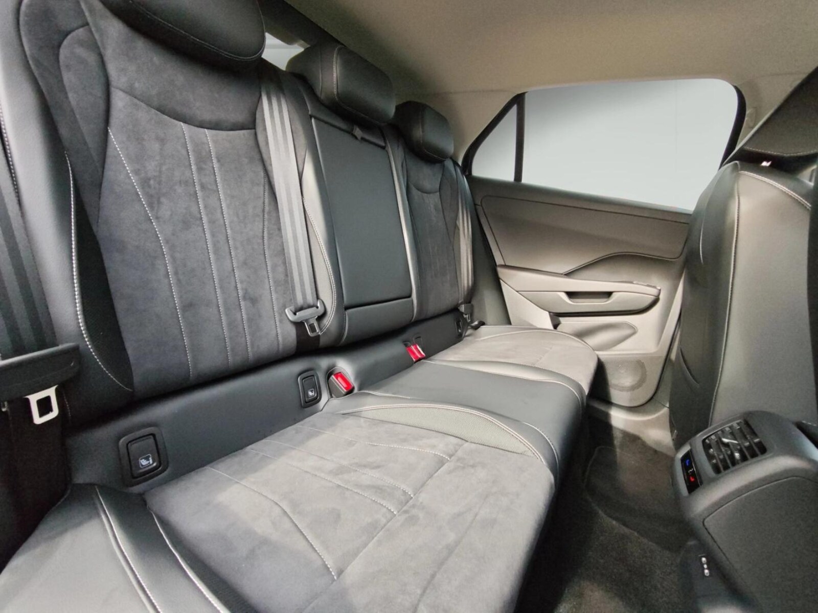Volkswagen T-Roc – Bild 17