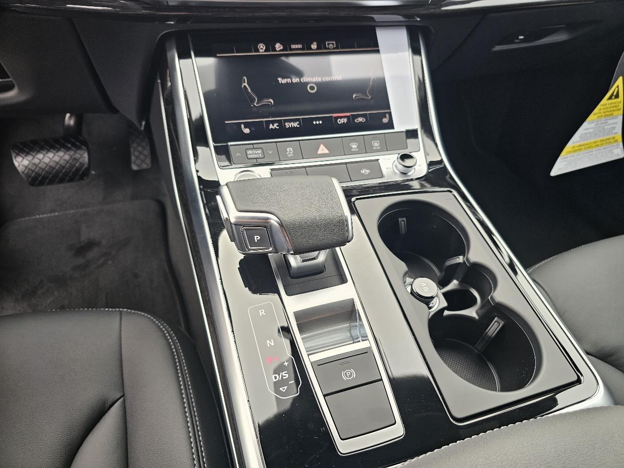 2026 Audi Q7 Premium - Photo 11