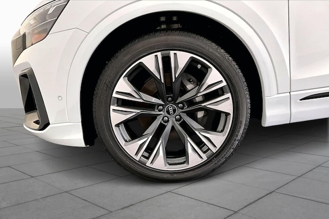 2026 Audi Q8 Premium Plus - Photo 12