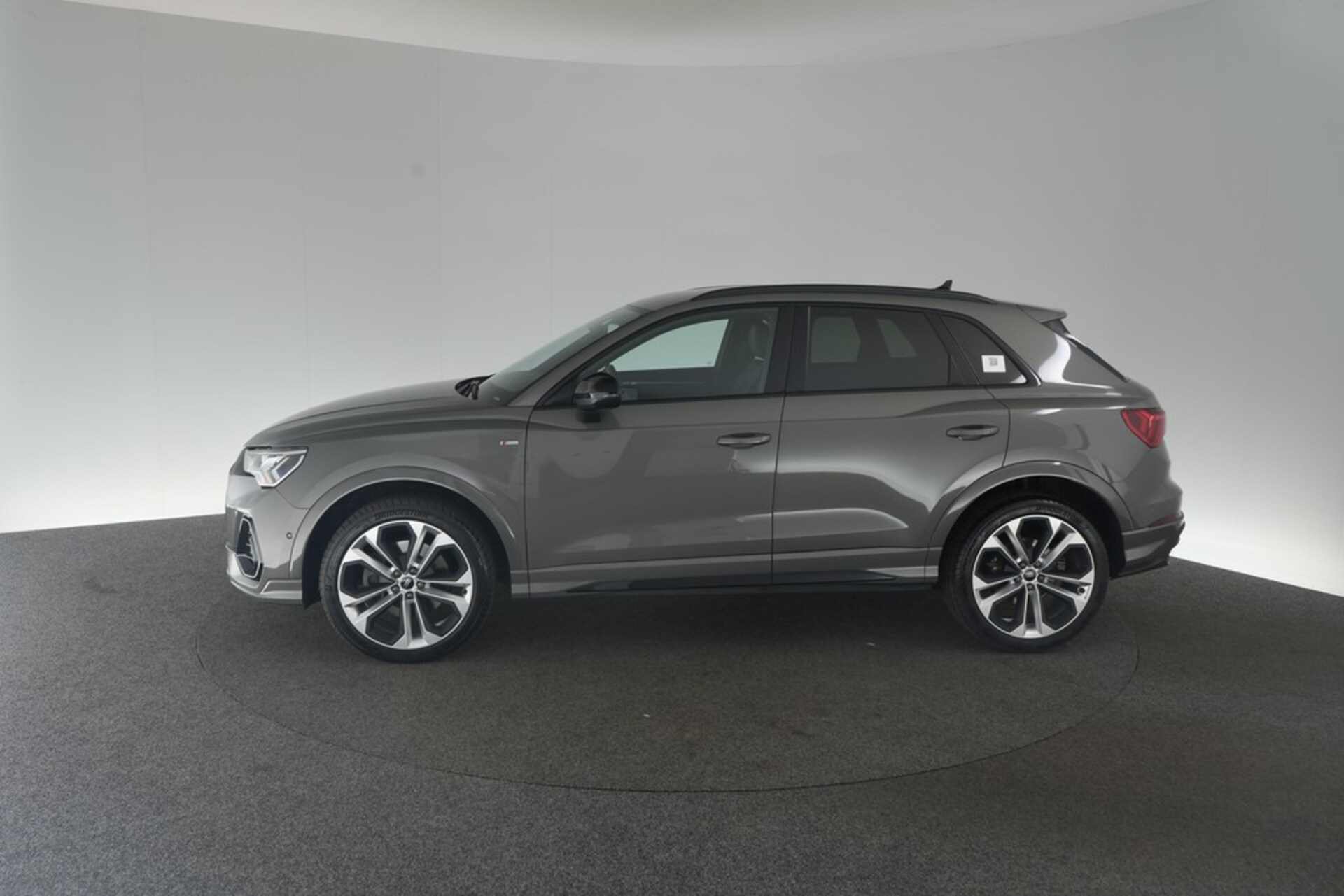 Audi Q3 SUV S line