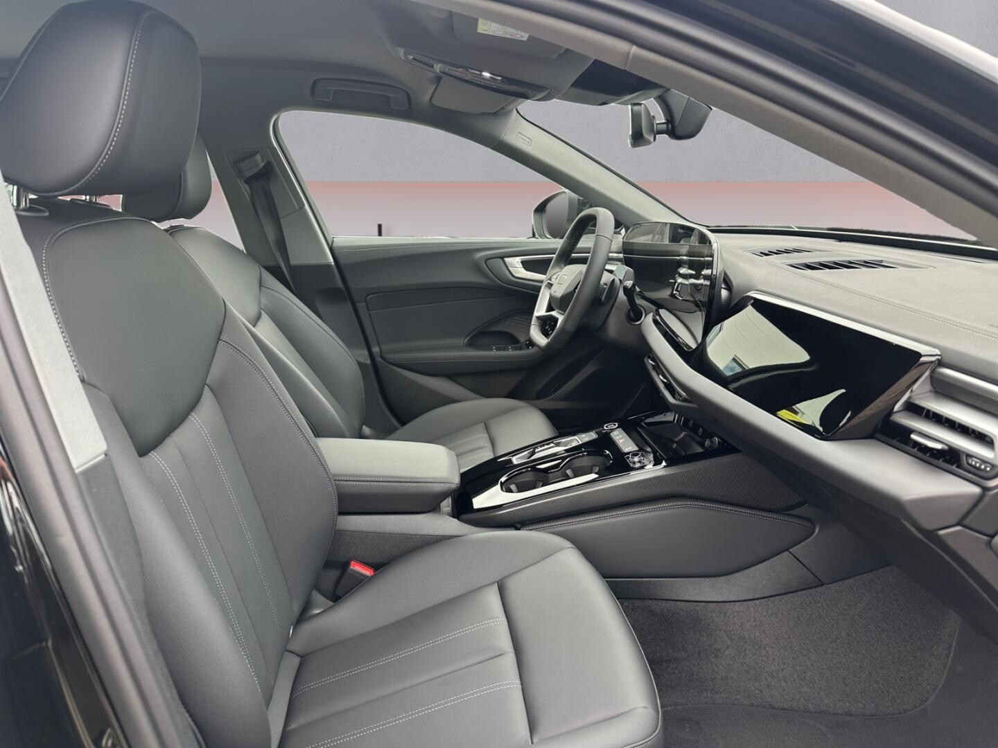 Bild über Audi A5 Avant TFSI 150 kW S tronic - für weitere Informationen kontaktieren Sie den Audi Partner