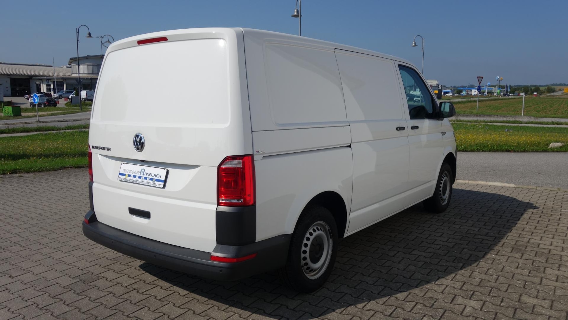 Volkswagen T6 Transporter Kasten kurzer Radstand
