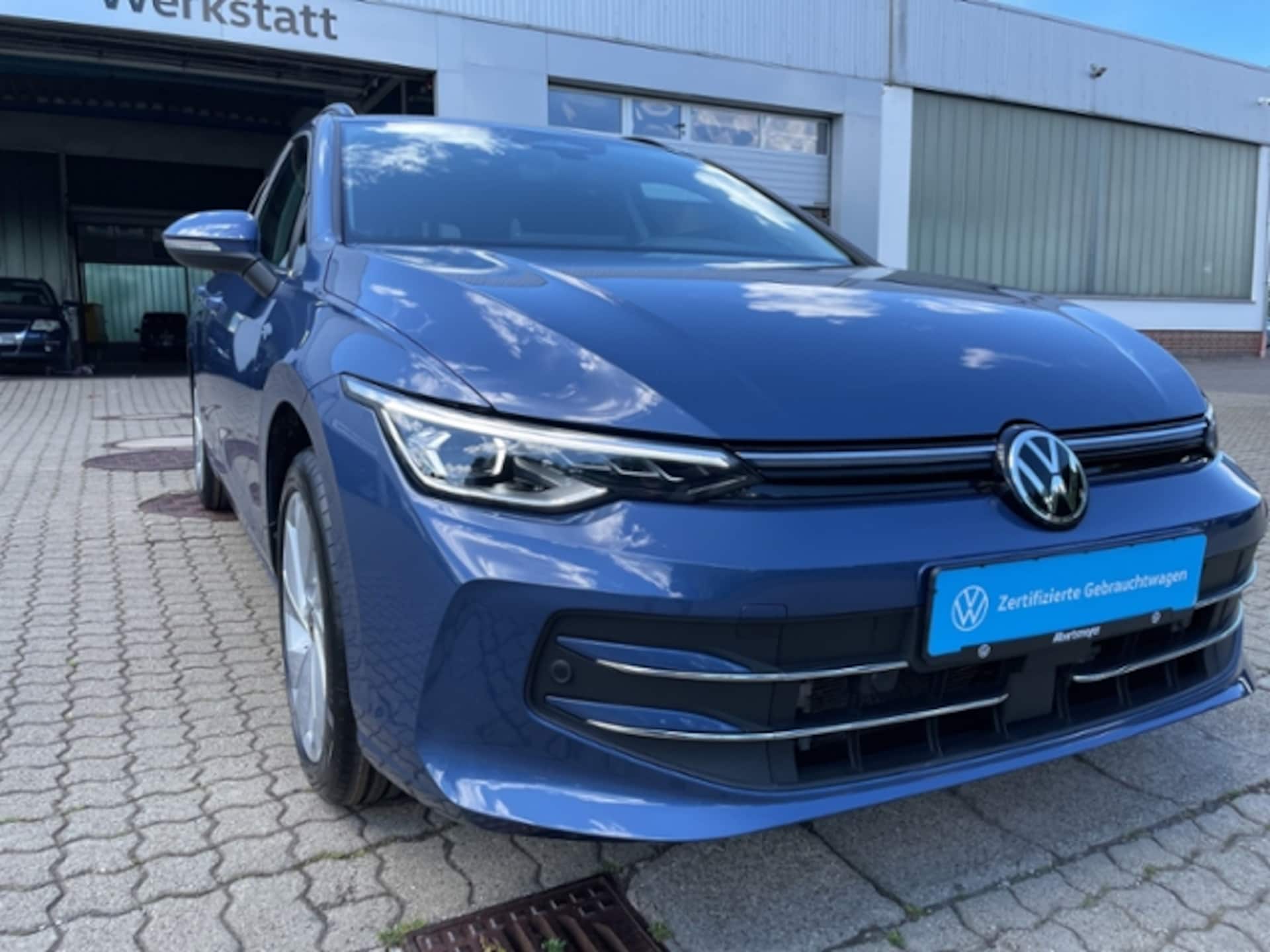 Volkswagen Golf Variant Style