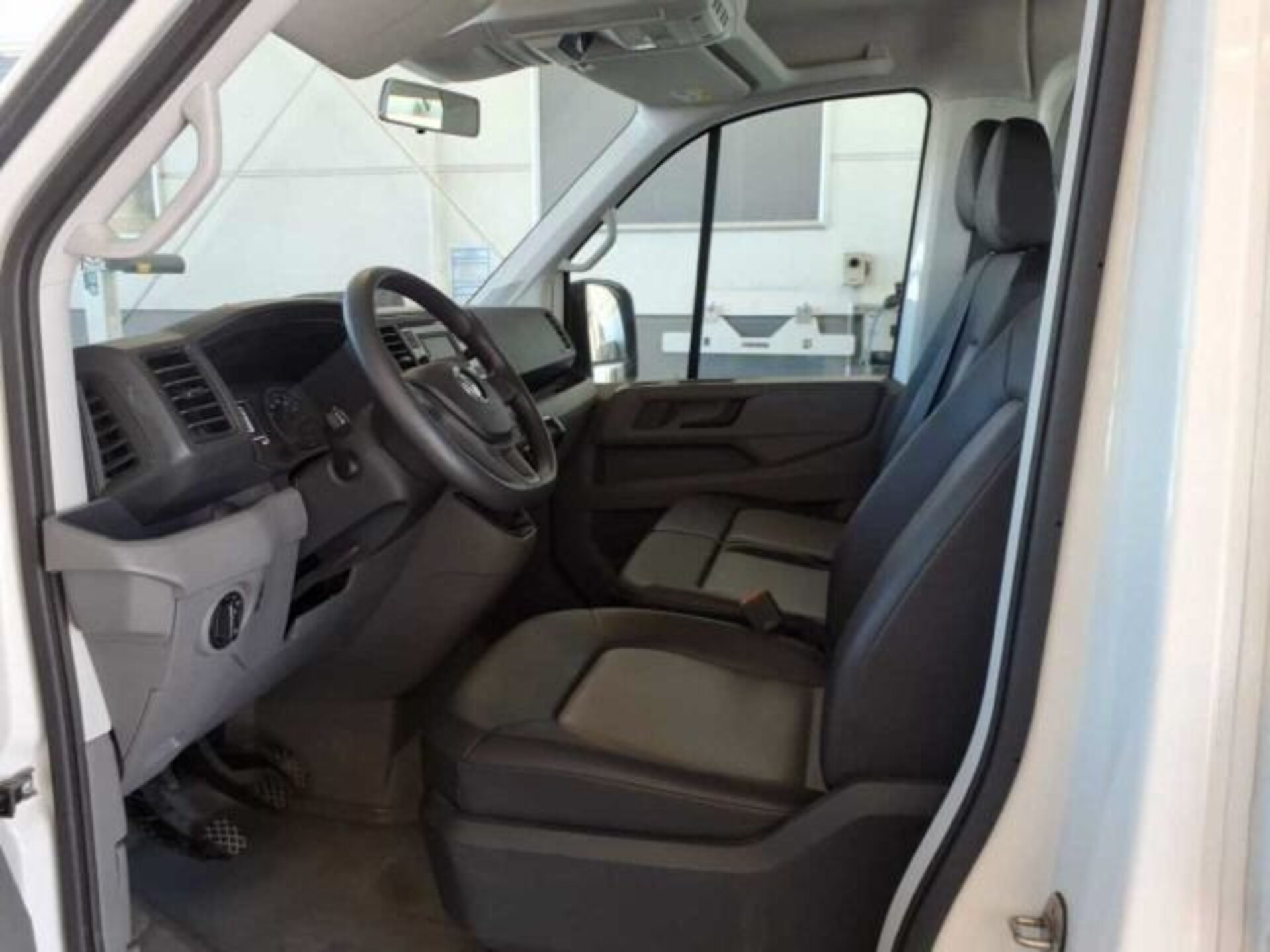 Volkswagen Crafter Kasten mittlerer Radstand