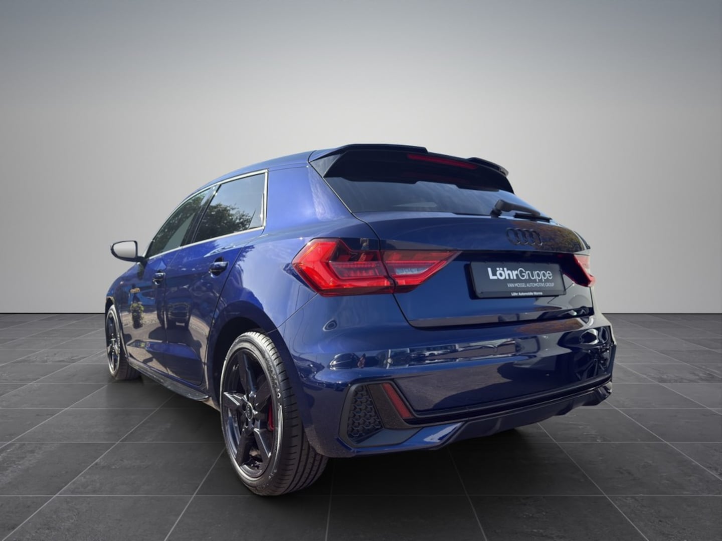 Bild über Audi A1 Sportback S line 30 TFSI S tronic - für weitere Informationen kontaktieren Sie den Audi Partner