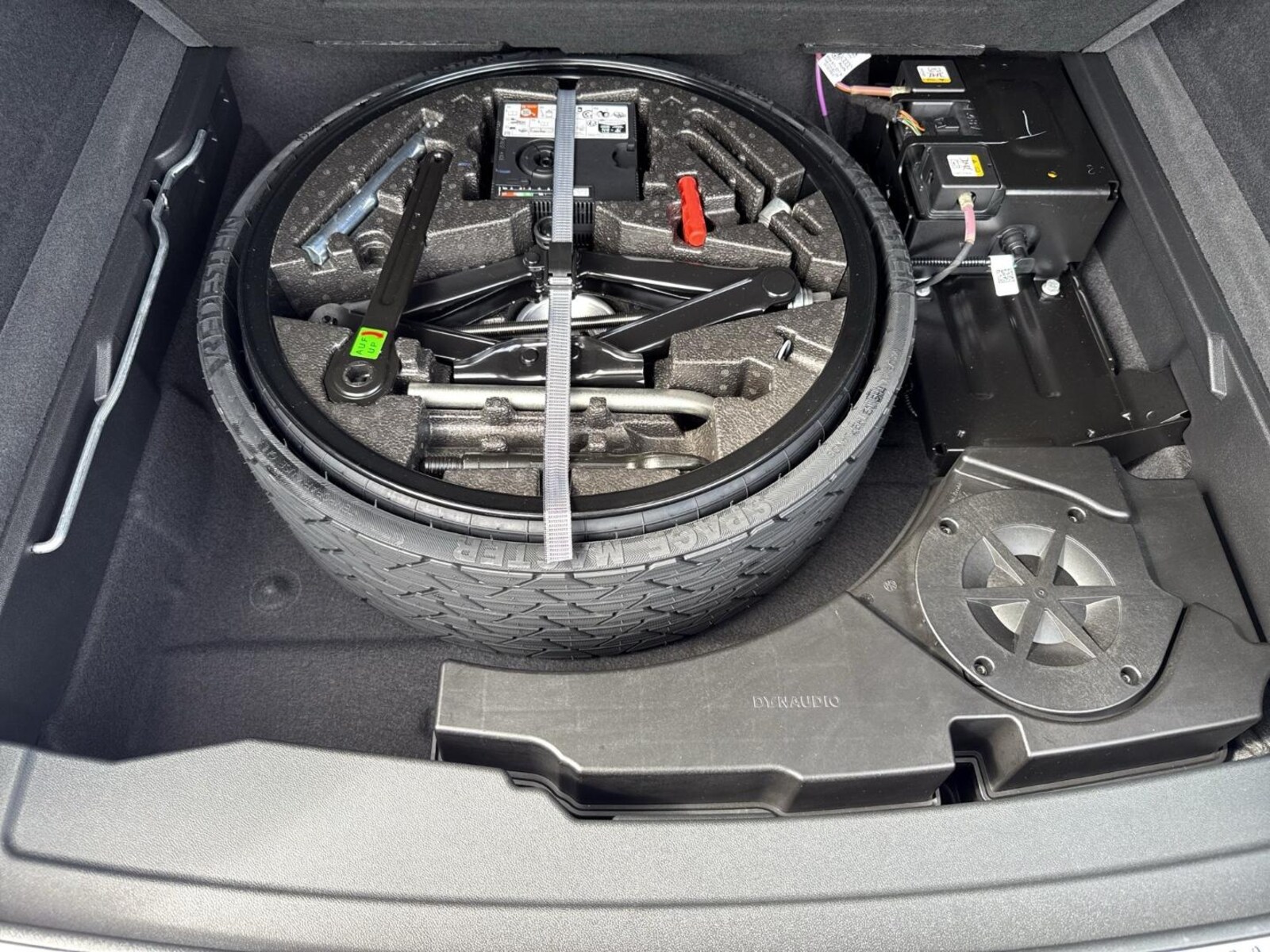 Volkswagen Touareg – Bild 17