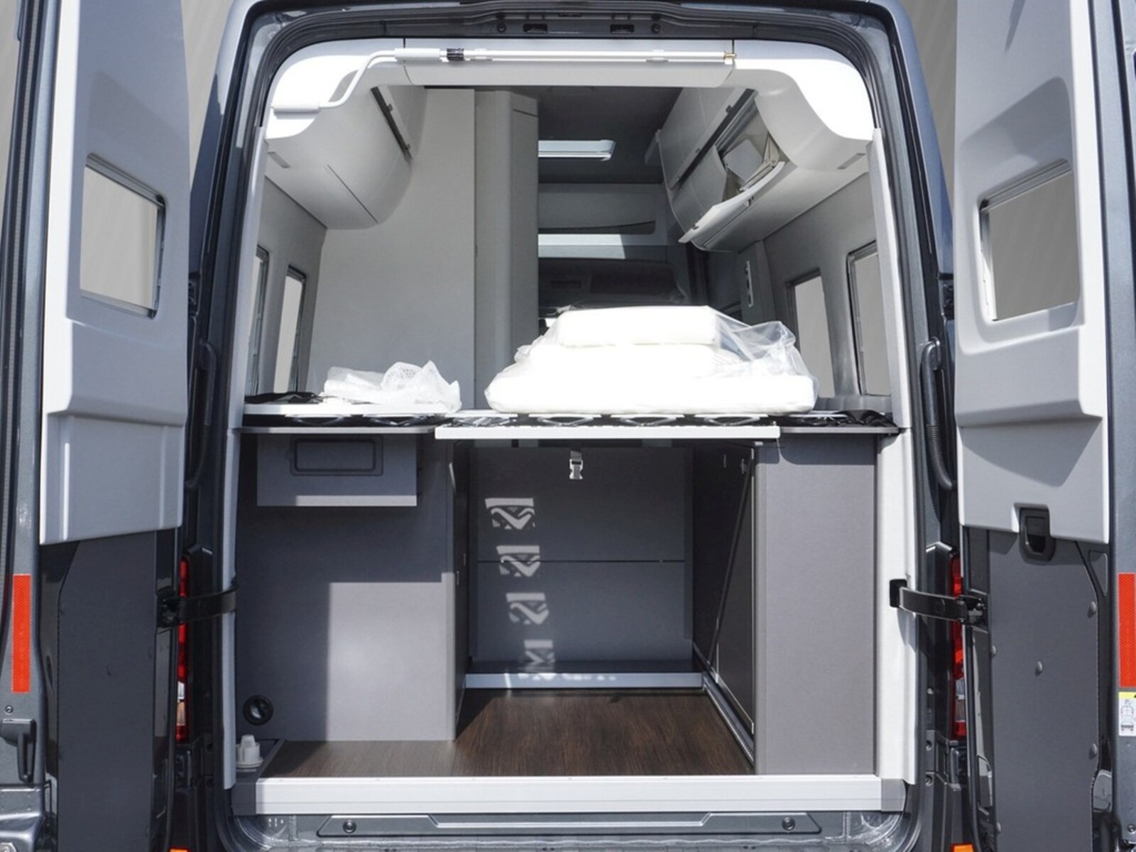 Volkswagen Grand California 680 – Bild 6