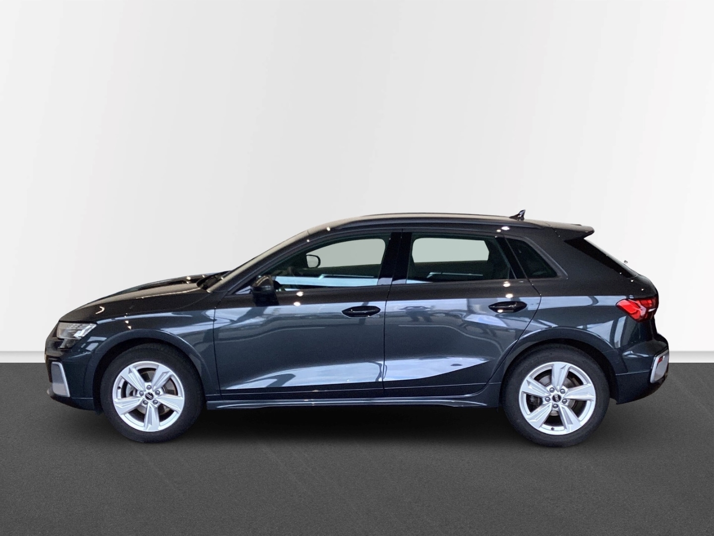 Bild über Audi A3 allstreet 35 TDI S tronic - für weitere Informationen kontaktieren Sie den Audi Partner