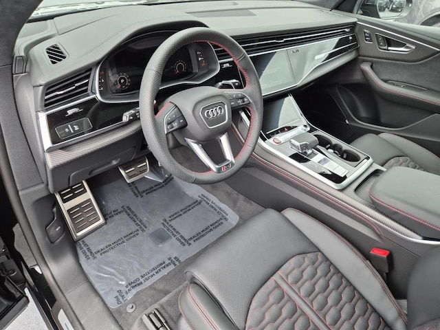 2026 Audi RS Q8 SUV performance