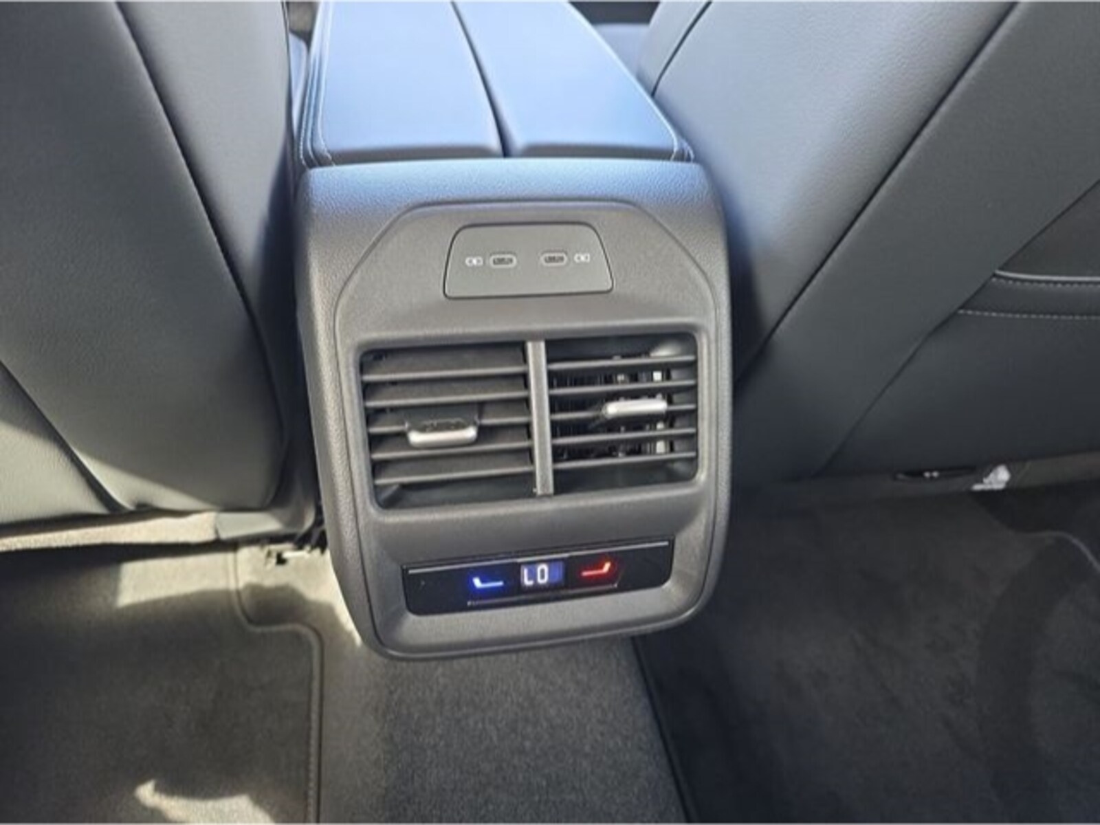 Volkswagen Passat – Bild 11