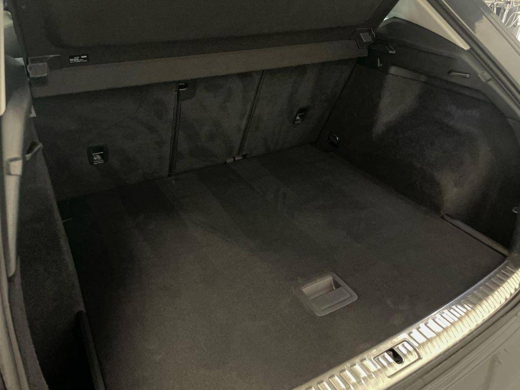 Image about Audi Q3 Design Luxe 35 TDI 110 kW (150 ch) S tronic