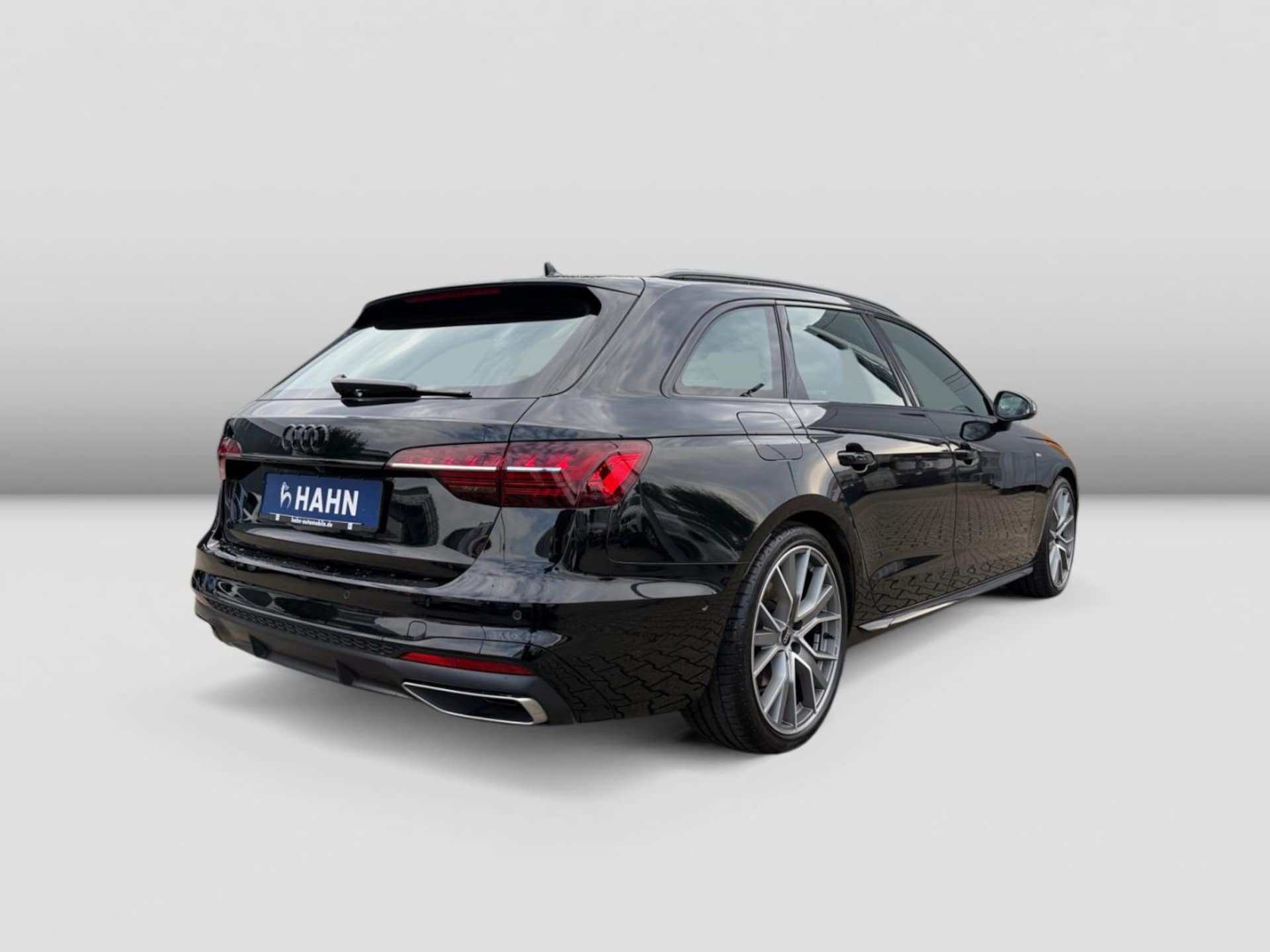Audi A4 Avant S line