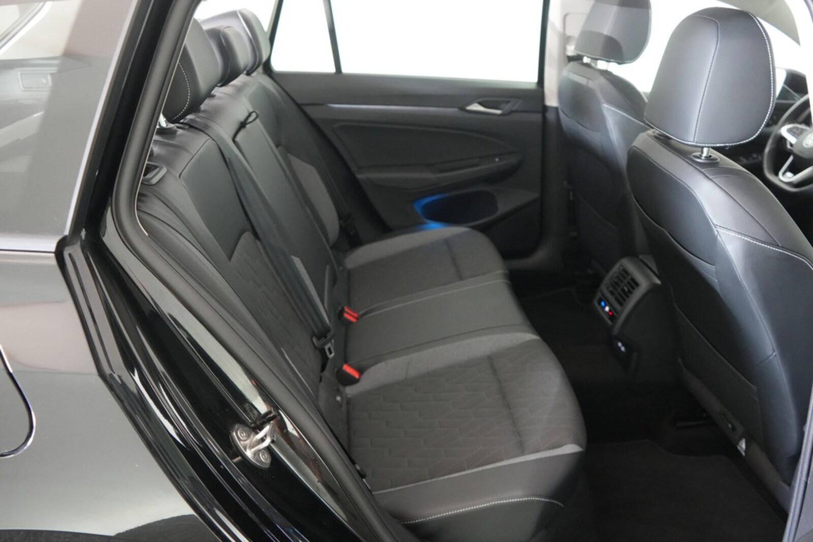Volkswagen Golf Variant – Bild 11