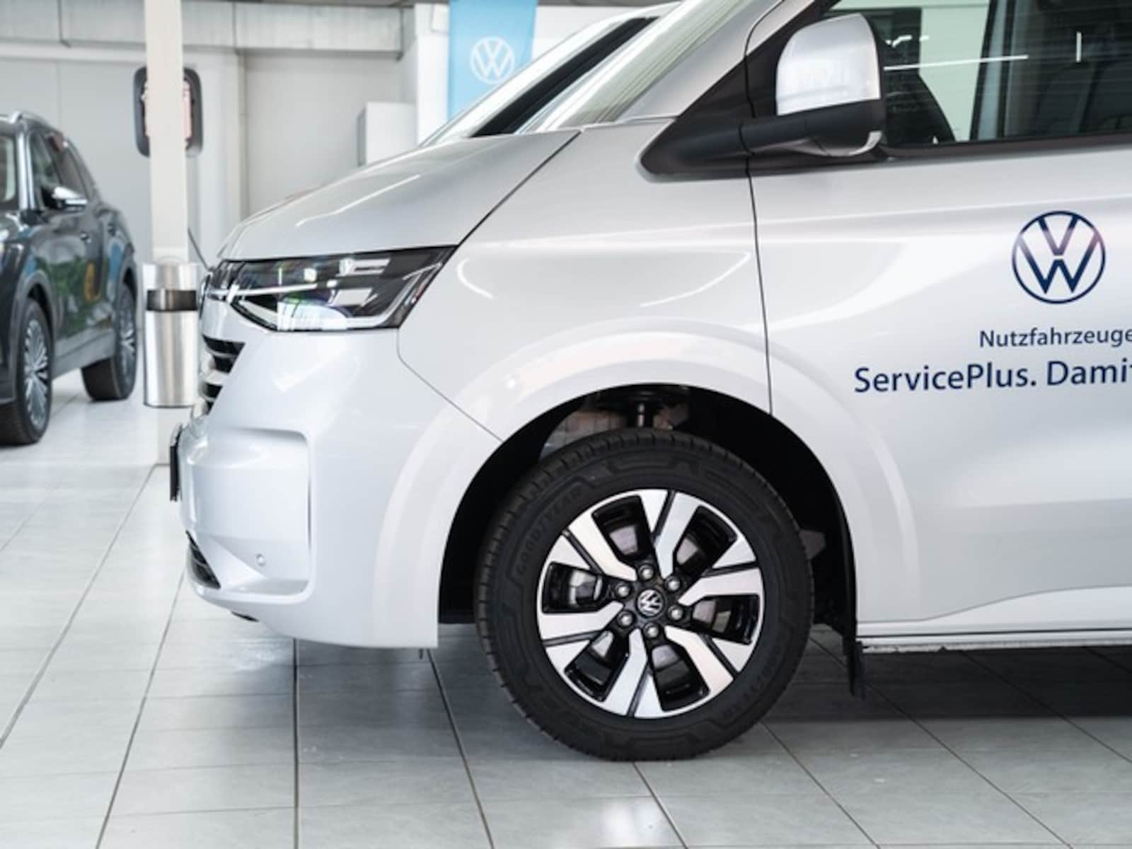 Volkswagen Caravelle langer Radstand – Bild 3