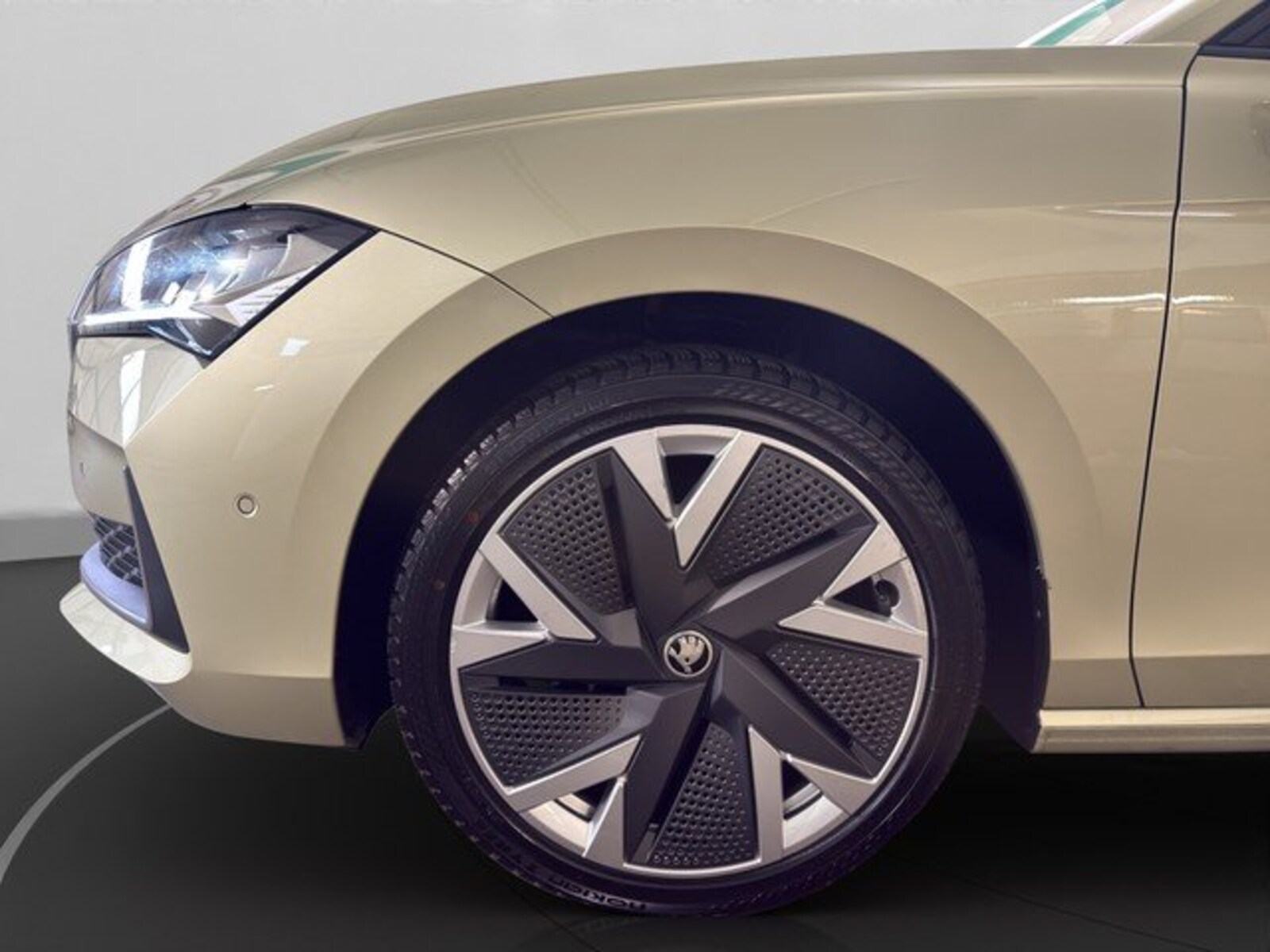Škoda Superb Combi – Bild 16