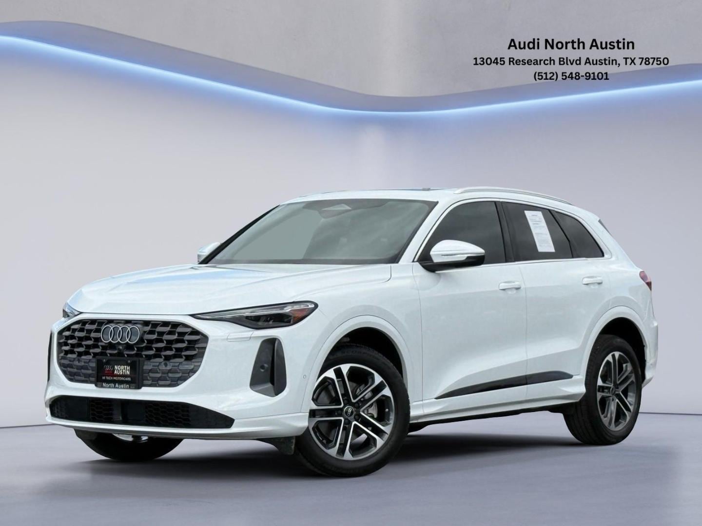 2025 Audi Q5 40 Premium Plus's photo