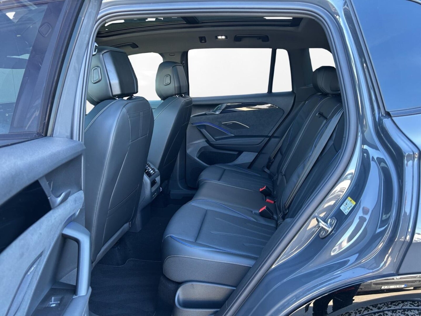 Volkswagen Tiguan – Bild 10