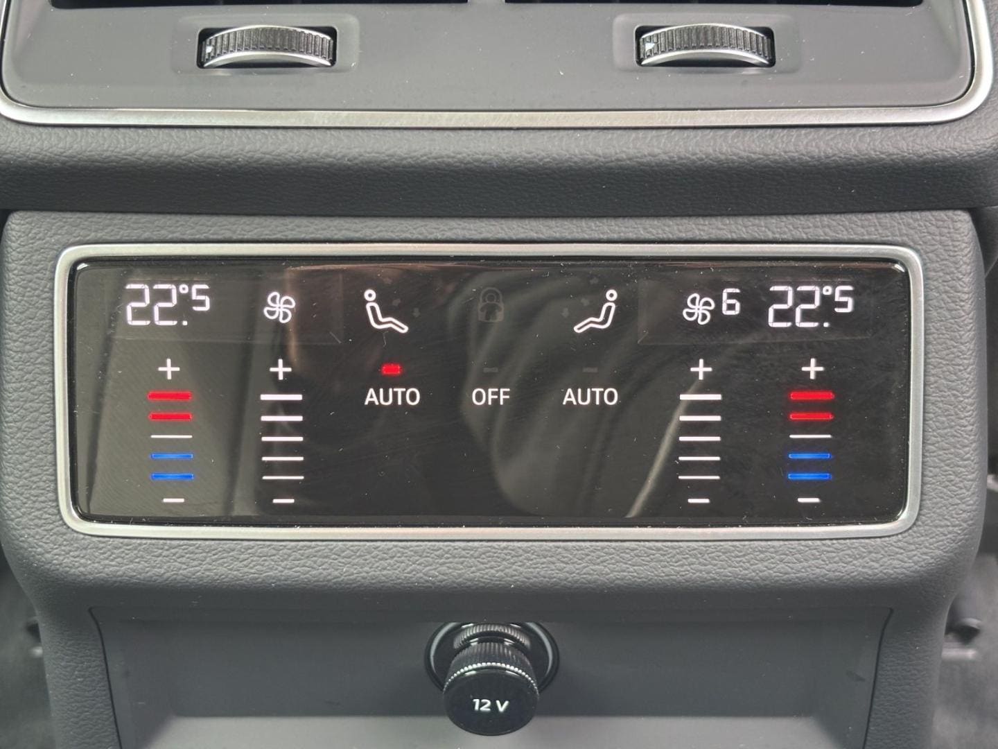 Bild über Audi A6 Avant TFSI e advanced 50 TFSI e quattro S tronic - für weitere Informationen kontaktieren Sie den Audi Partner