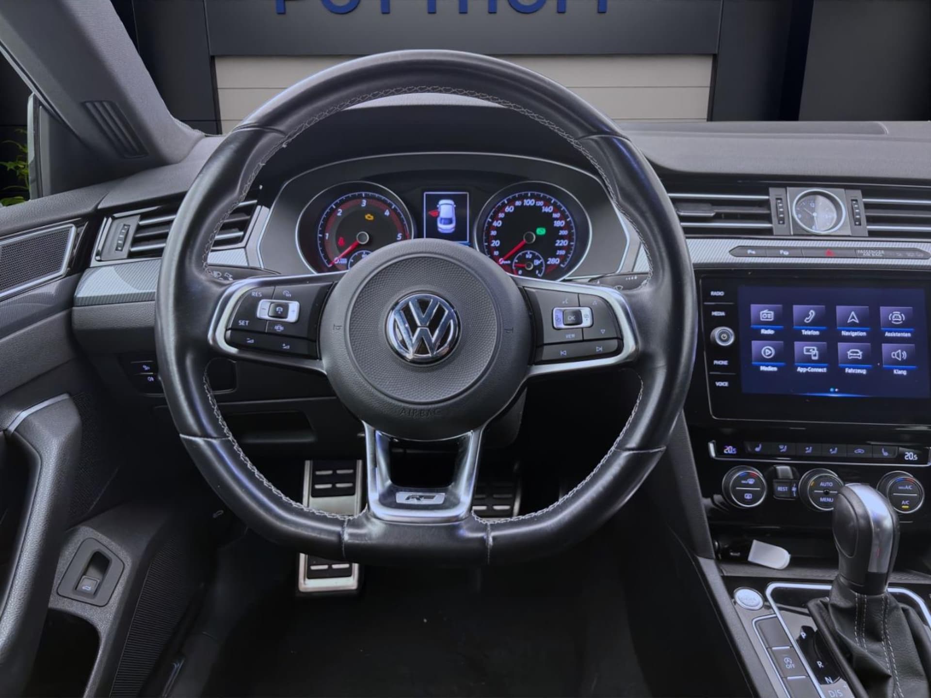 Volkswagen Arteon R-Line