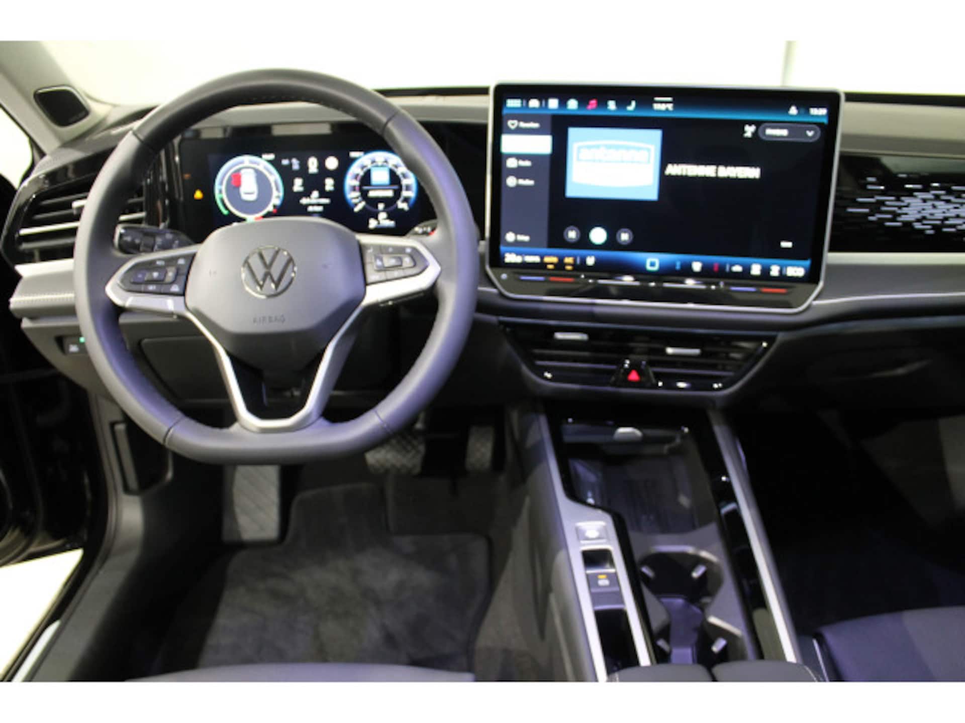 Volkswagen Passat Elegance