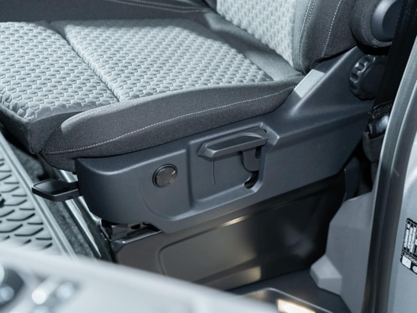 Volkswagen Caravelle langer Radstand – Bild 14