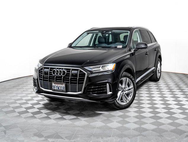 2023 Audi Q7 55 Premium Plus quattro Tiptronic's photo
