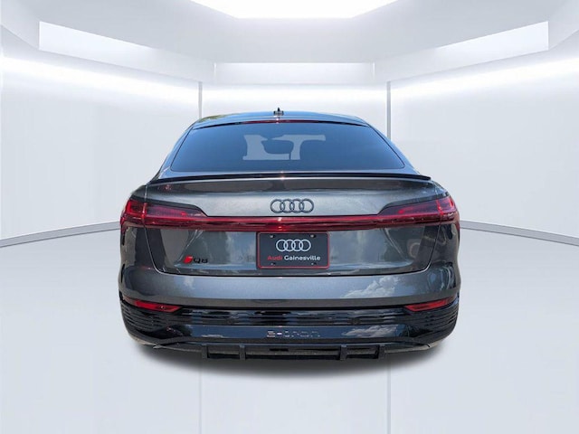 2024 Audi Q8 Sportback e-tron