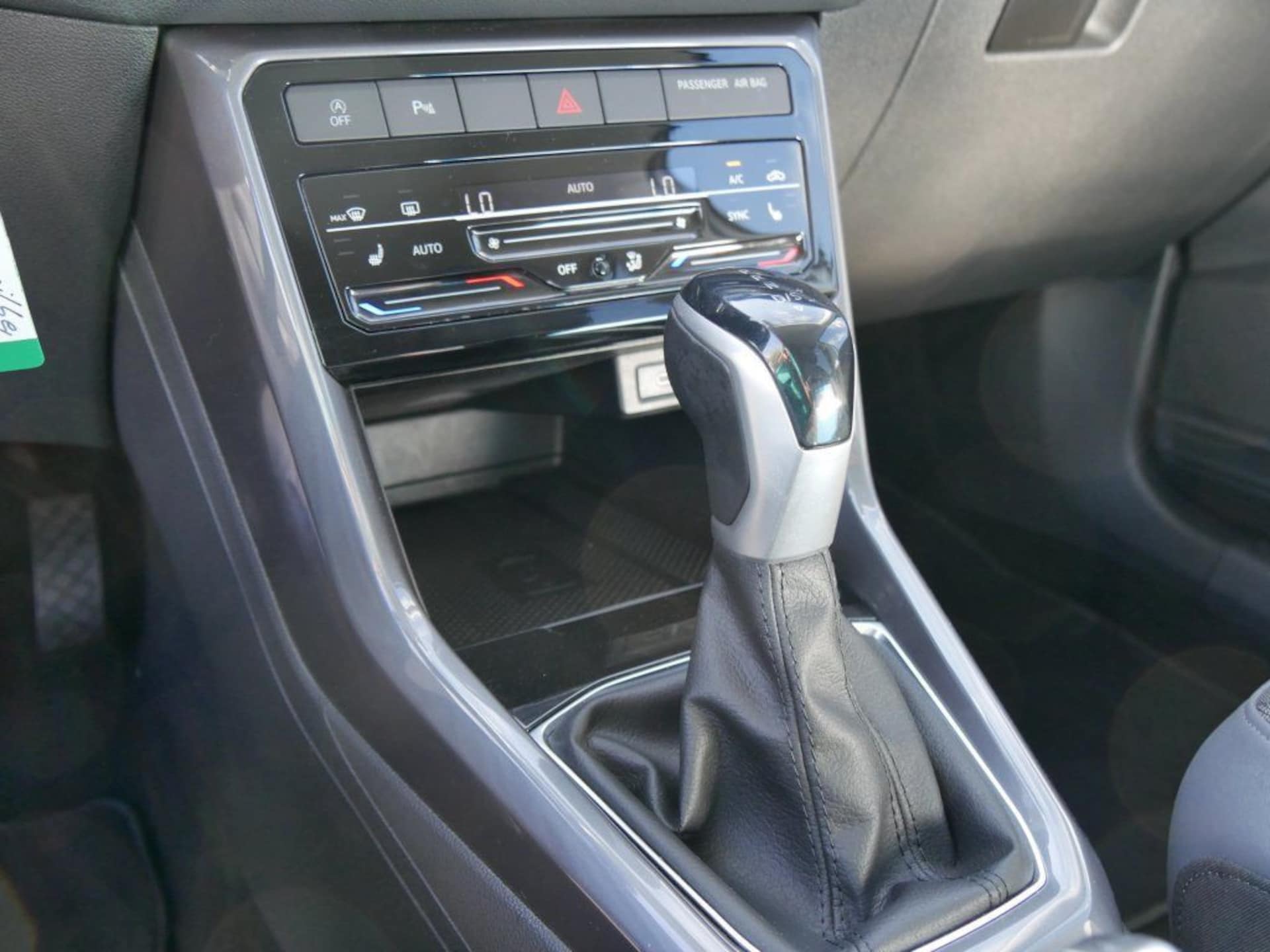 Volkswagen T-Cross Style