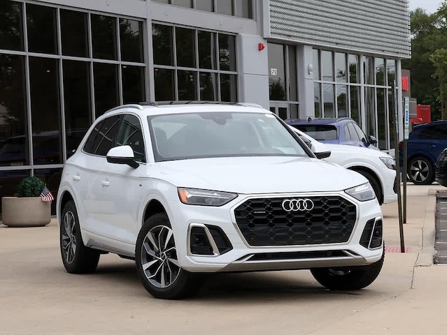 Photo of 2023 Audi Q5