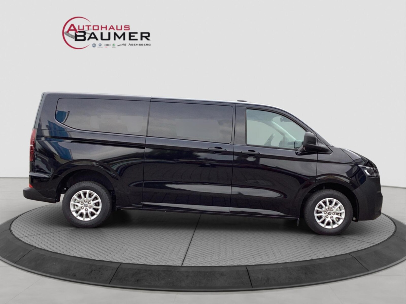 Volkswagen Transporter Kombi langer Radstand – Bild 7