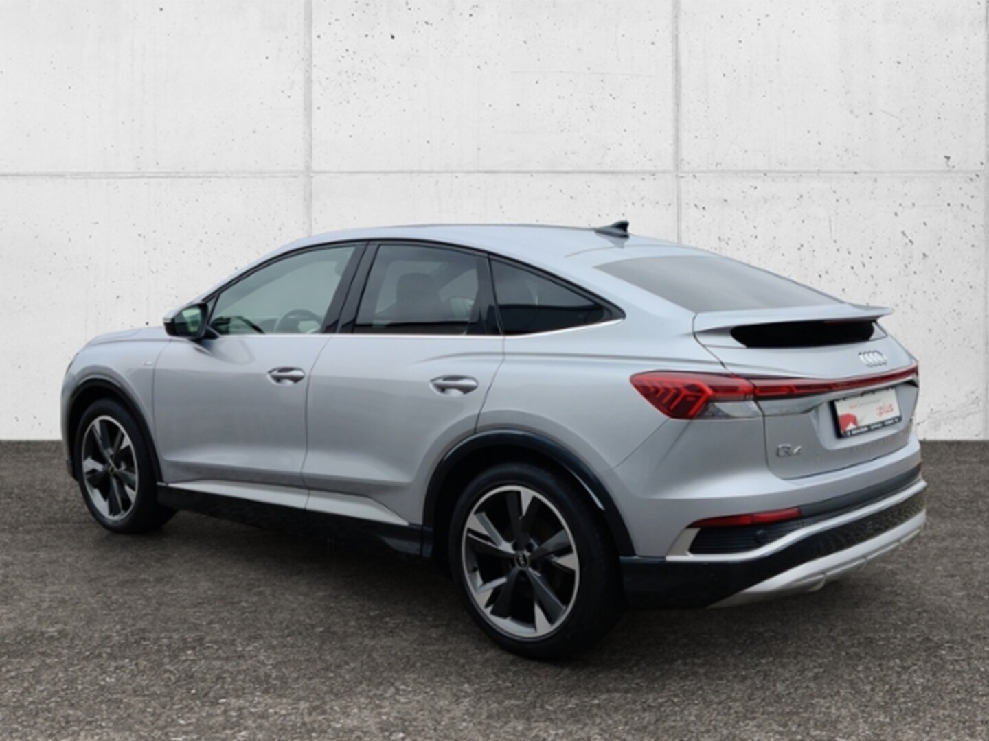 Bild über Audi Q4 Sportback e-tron 50 e-tron quattro - für weitere Informationen kontaktieren Sie den Audi Partner