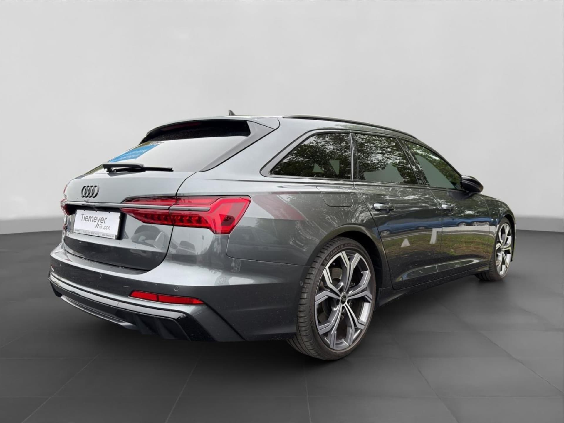 Audi S6 Avant