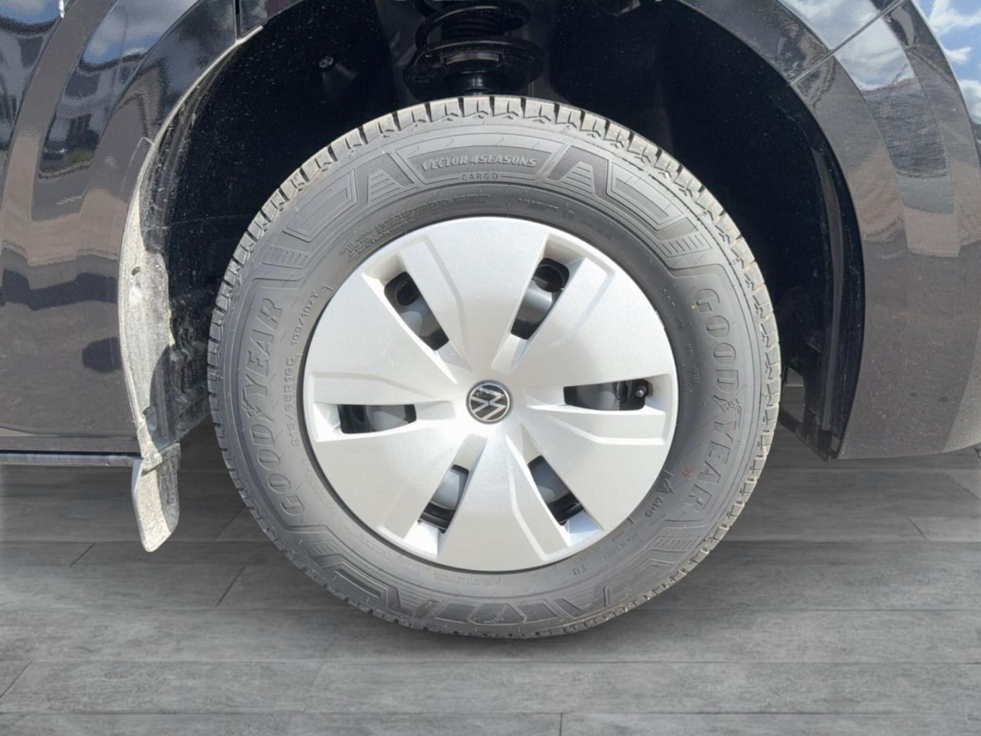 Volkswagen Transporter Kombi kurzer Radstand