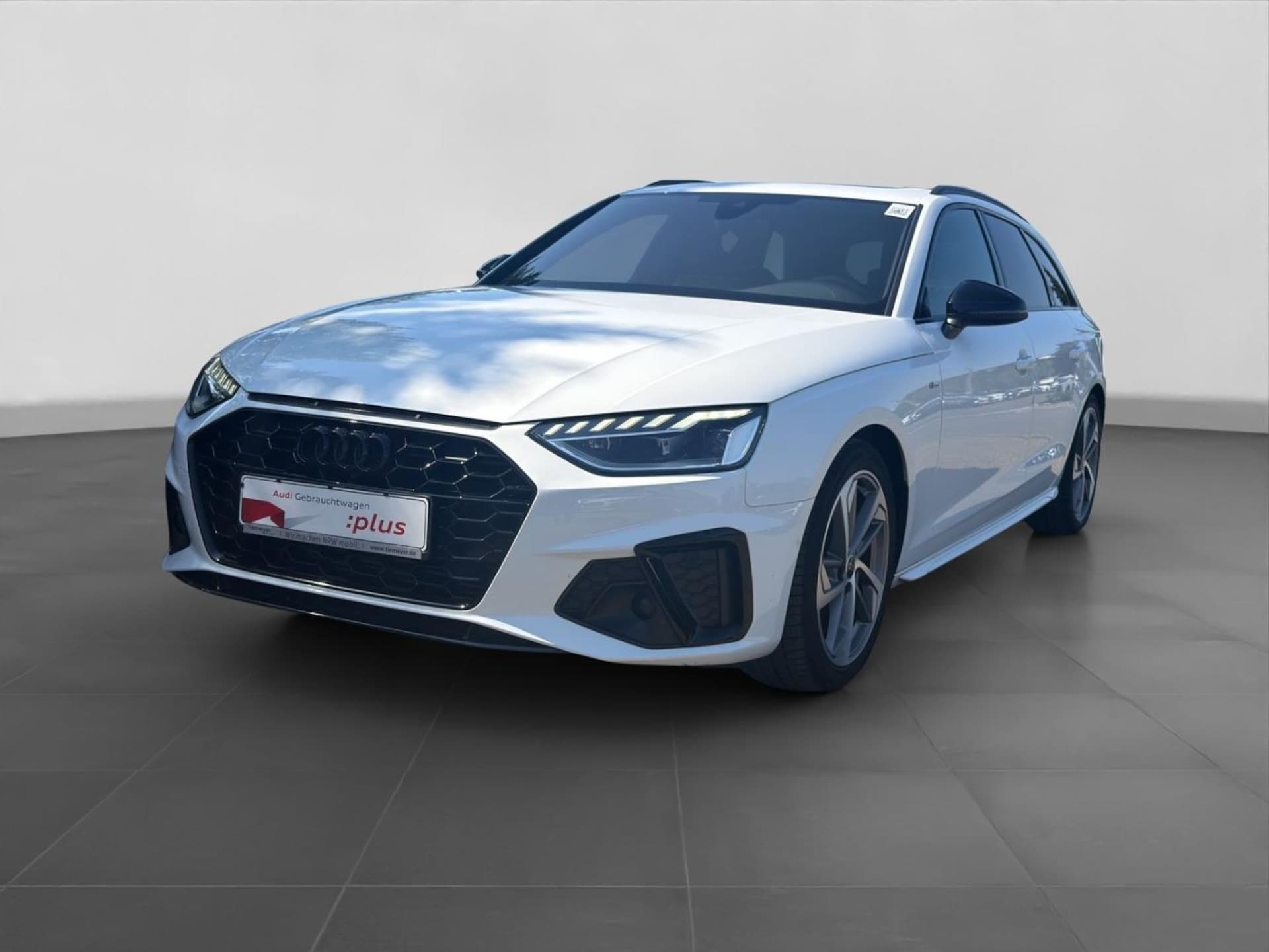 Audi A4 Avant S line