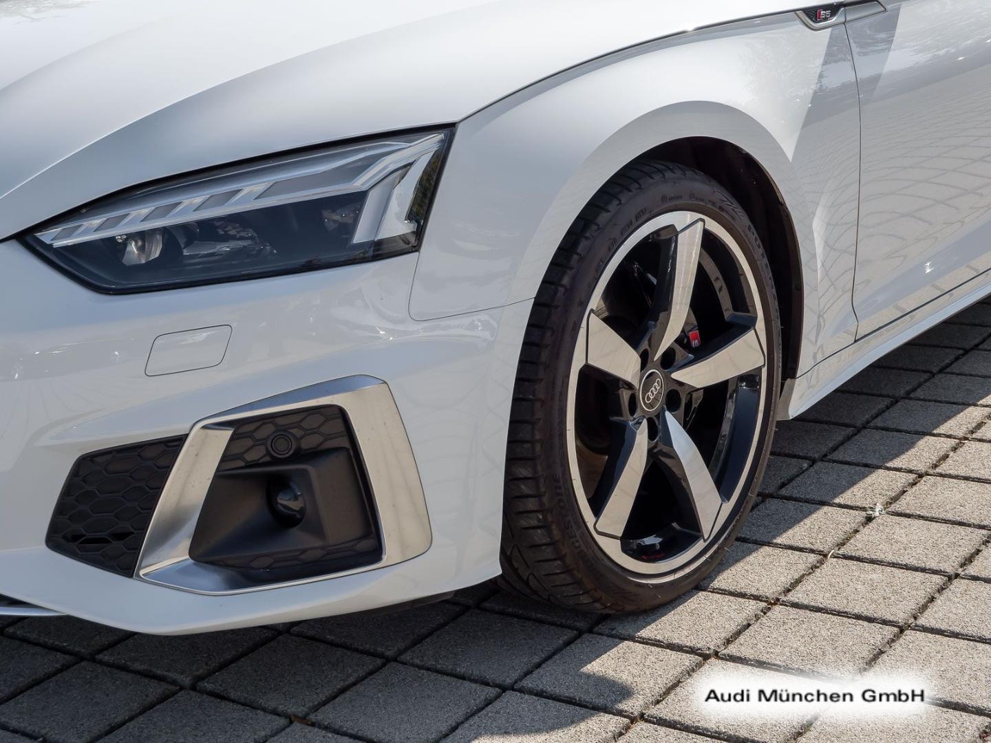 Bild über Audi S5 Cabriolet TFSI quattro tiptronic - für weitere Informationen kontaktieren Sie den Audi Partner