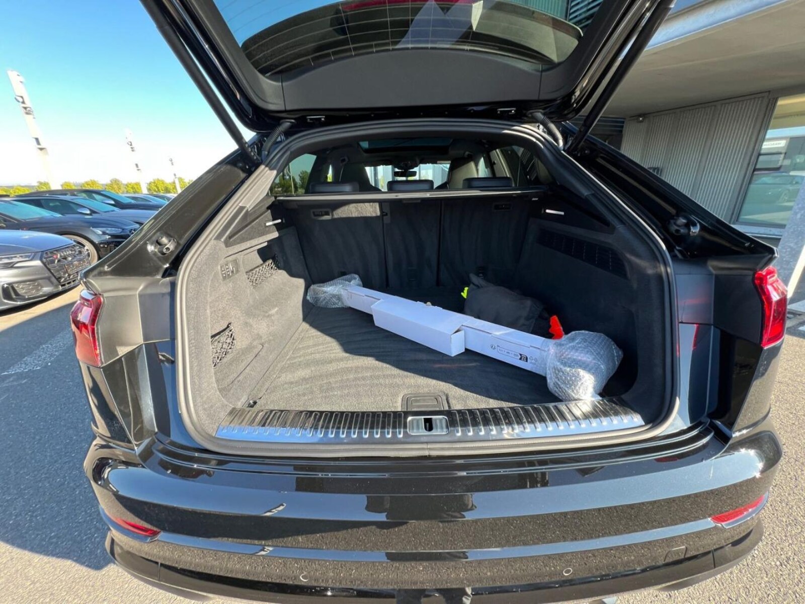 Audi SQ8 – Bild 12
