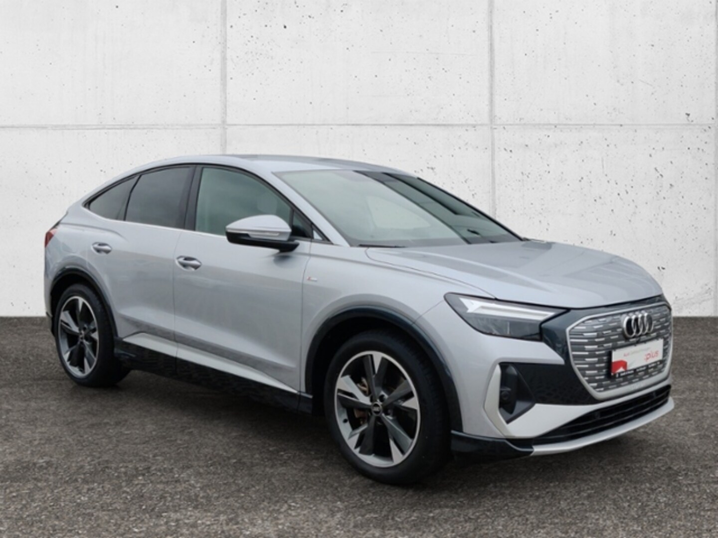 Bild über Audi Q4 Sportback e-tron 50 e-tron quattro - für weitere Informationen kontaktieren Sie den Audi Partner