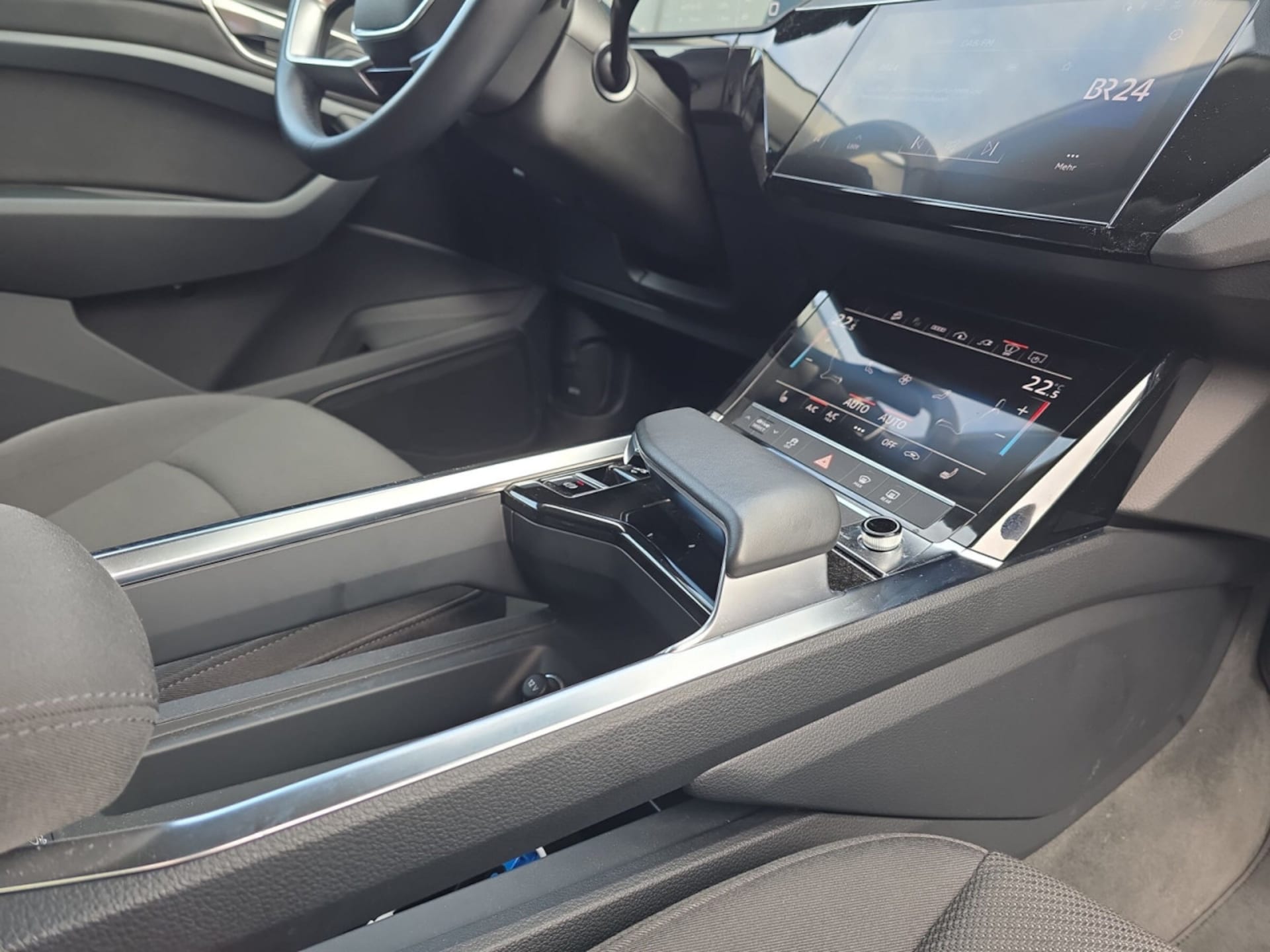 Audi e-tron advanced