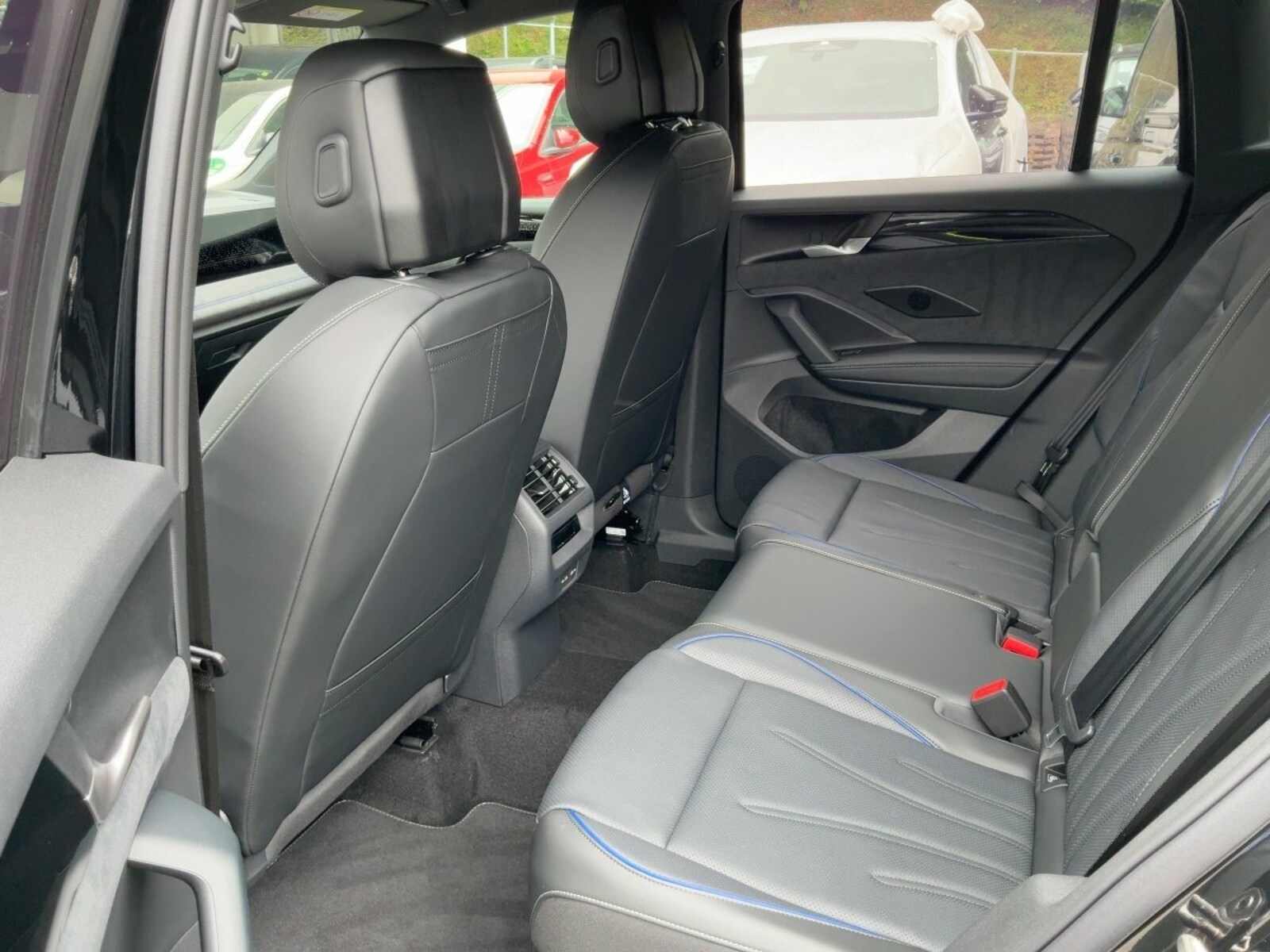 Volkswagen Tiguan – Bild 8