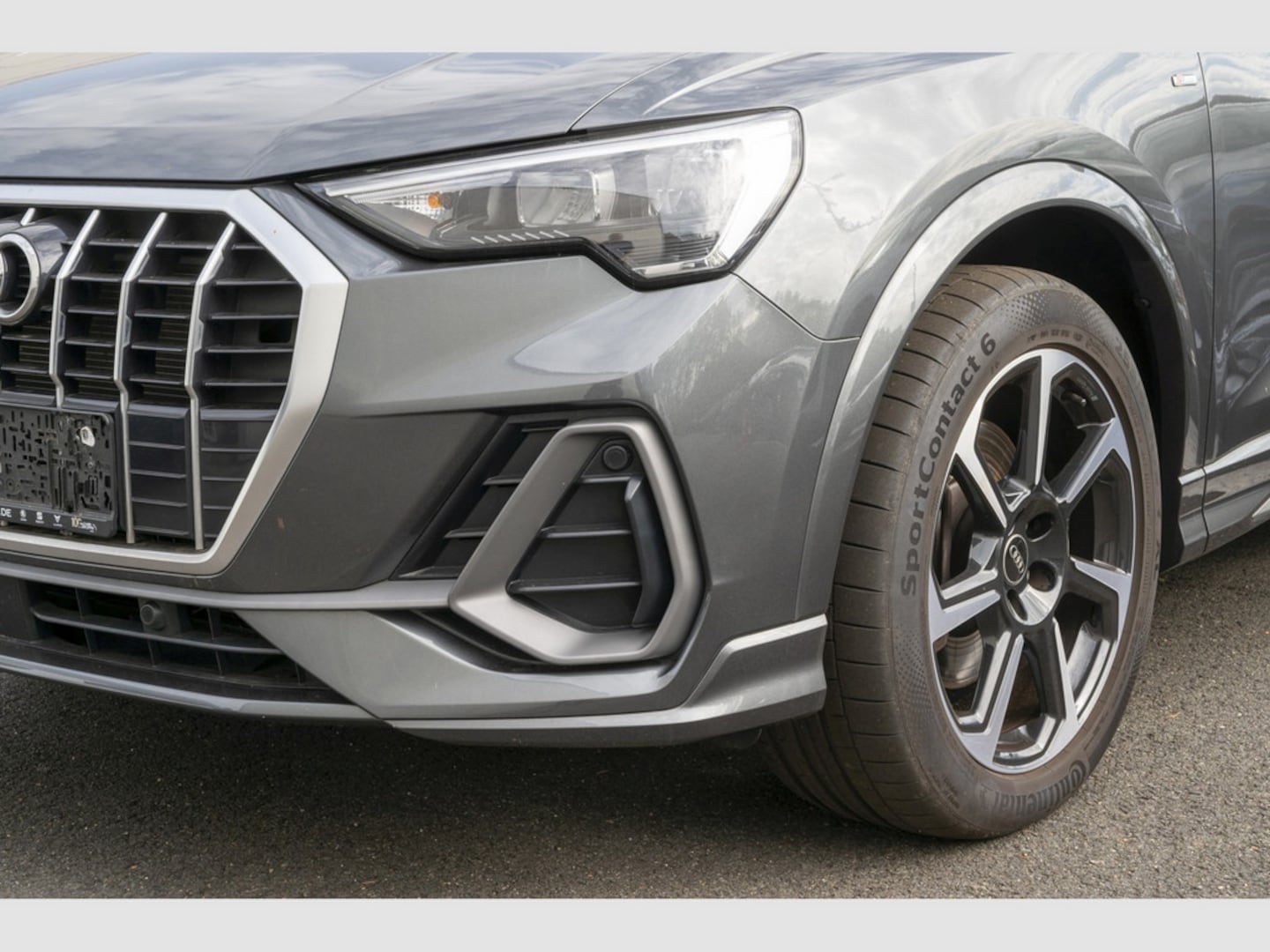 Bild über Audi Q3 S line 40 TDI quattro S tronic - für weitere Informationen kontaktieren Sie den Audi Partner