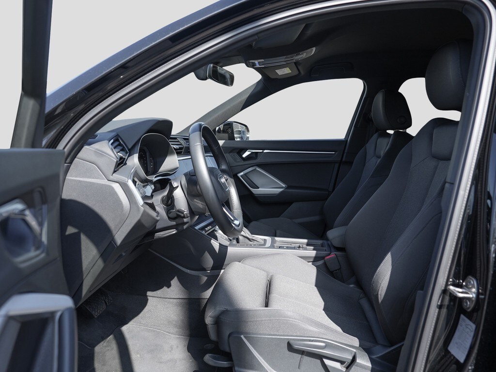 Image about Audi Q3 TFSI e 45 TFSI e S tronic