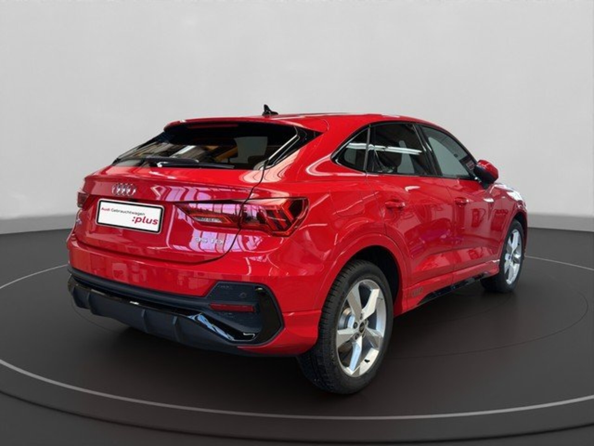 Audi Q3 Sportback S line