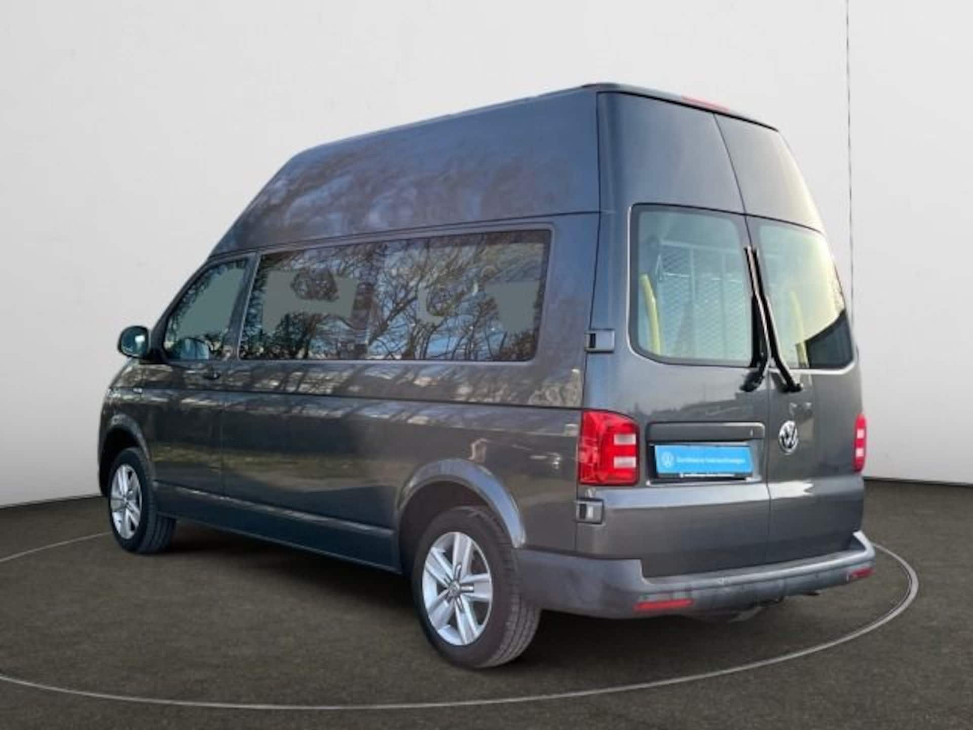 Volkswagen T6 Transporter Kombi langer Radstand